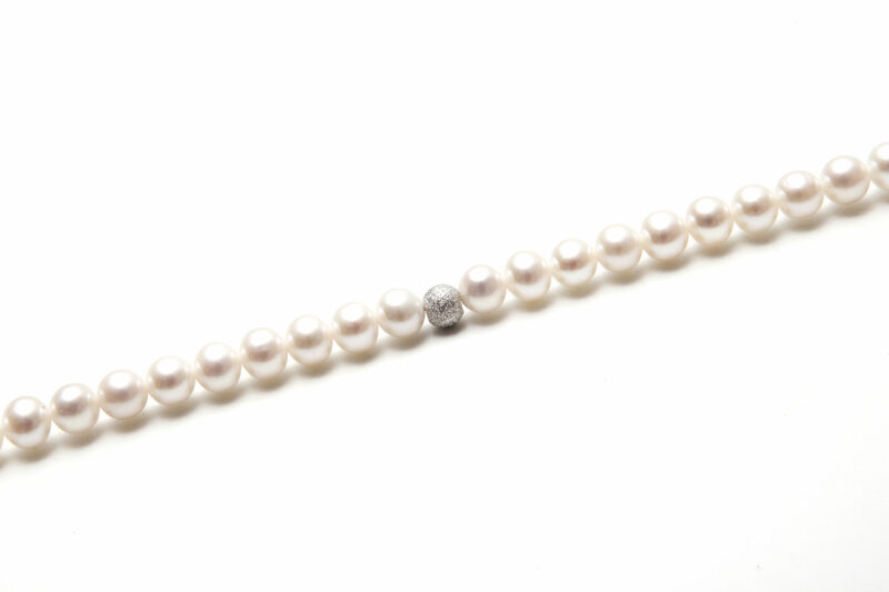 92 A BRACCIALI PERLE + SFERE