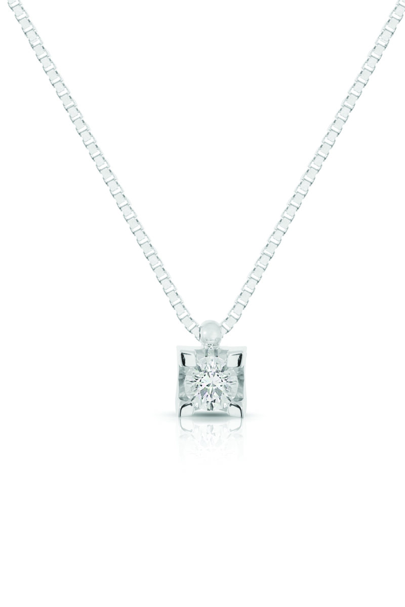 8/9 CIONDOLI DIAMANTATI